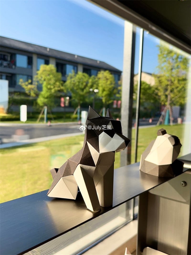 明媚的阳光，口罩小姐姐黑丝依然优雅动人@July芝嵐